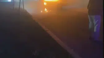 Arnavutköy yolunda seyir halindeki otomobil bir anda küle döndü