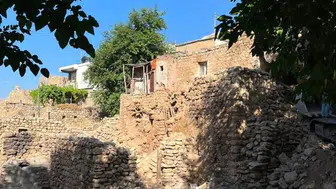 Gercüş’te yıkım çalışması faciaya dönüşmeden atlatıldı