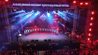 Akçaabat beş gün boyunca horonun merkezine dönüştü