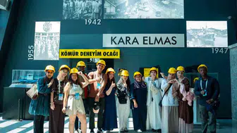 Dünyanın dört bir yanından öğrenciler Türkçe öğrenmek için Türkiye’ye geldi