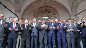 Erzurum’un tarihi Fetih Camii yeniden cemaatine kavuştu