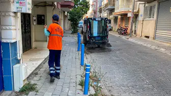 Efeler sokakları baştan aşağı temizlendi