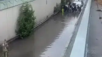 Güngören’de sağanak trafiği kilitledi