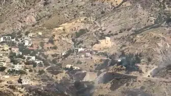 Tarihi Kahta Kalesi çevresindeki yangın söndürüldü