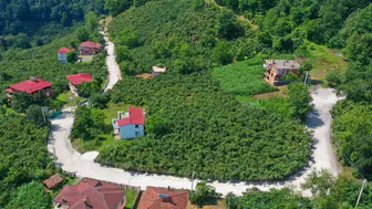 Çaybaşı’nda bozuk yollar betonla yenileniyor