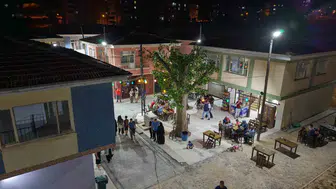 Elazığ’da nostalji durağı Seksenler Sokağı akşamları dolup taşıyor