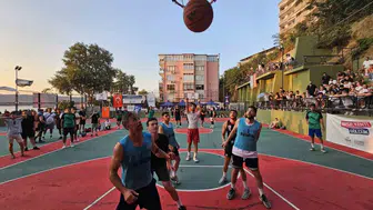 Gölcük sahilinde sokak basketbolu heyecanı başlıyor