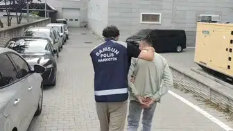 Samsun'da uyuşturucu suçundan aranan hükümlü yakayı ele verdi
