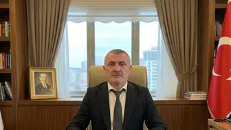 Çınarcık girişindeki trafiğe şoförlerden kavşak çözümü