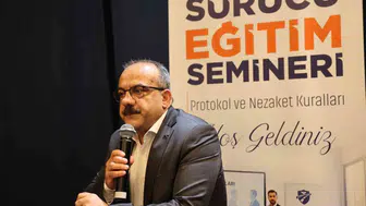 Erzurum’da otobüs şoförlerine nezaket ve güvenli sürüş eğitimi