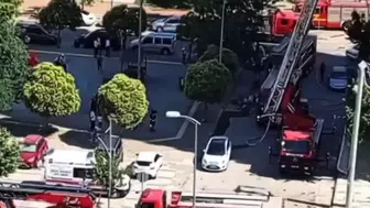 Gaziantep’te yüksek binada çatı yangını paniği