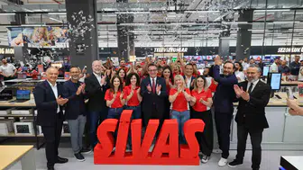 Sivaslılar teknolojiye yeni mağazayla ulaşıyor