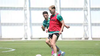 Konyaspor yeni sezon için sahaya indi