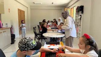 Düzce’de çocuklar zeka oyunlarıyla strateji geliştiriyor