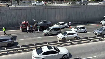 Eskişehir Çevre Yolu trafiğini kilitleyen zincirleme kaza