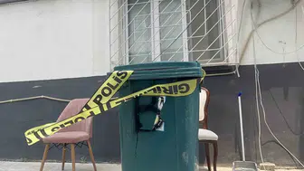 Adana'da dehşet anları Eşini apartman girişinde çekiçle ağır yaraladı