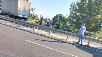 Manisa yolunda feci kaza Hemşire çiftin çabası yetmedi