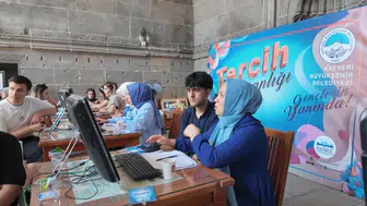 Kayseri’de üniversite adaylarına ücretsiz tercih rehberliği desteği