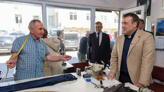 Bilecik Valisi Bozüyük sokaklarında nabız yokladı