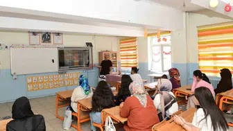 Çatakta kursiyerlere sağlık ve temizlik eğitimi verildi