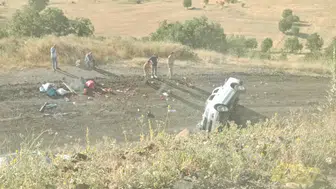 Elazığ’da kamyonet yoldan çıktı 4 kişi yaralandı