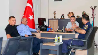 Körfez Belediye Başkanı köyleri tek tek ziyaret etti