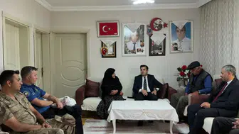 Susuz Kaymakamı şehit evine konuk oldu
