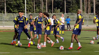 Fenerbahçe yeni sezon kadrosunu Avusturya kampında belirleyecek