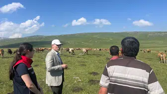 Karslı üreticinin 2 bin 500 rakımlı yayla mesaisi