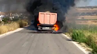 Sincan yolunda yanan tır paniğe neden oldu?
