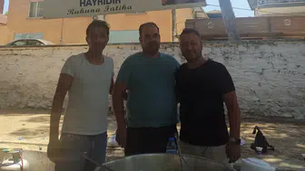 Ferdi Tayfur hayranlarından duygulandıran vefa yemeği