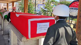 Erzurum Kıbrıs gazisini dualarla uğurladı