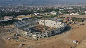Kahramanmaraş’ta Yeni Stadyum İnşaatının Yarısı Tamamlandı