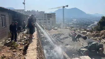 Alanya'da şantiye yangını işçileri sokağa döktü