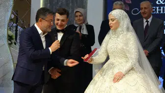 Bakan Yumaklı Konya'da nikah masasına tanıklık etti