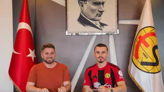Eskişehirspor savunmanın soluna genç takviye yaptı