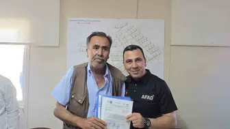 Adıyaman'da depremzede ailelerin yeni evleri teslim edildi