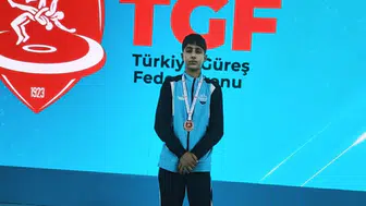Eleşkirtli gençlerin minderde büyük zaferi