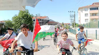 Yenice'de çocuklar Gazze için pedal çevirdi