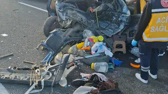 Gerede yolunda sabah faciası İki otomobil ve otobüs çarpıştı