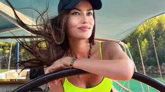 Fahriye Evcen'in küçük çantasına ödediği servet şaşırttı