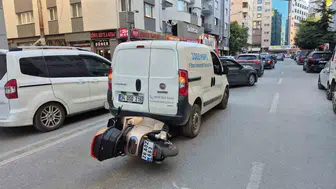 Eskişehir’de yürekleri ağza getiren motosiklet kazası