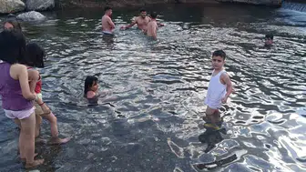 Hakkari sıcağında Otluca köyü imdada yetişiyor