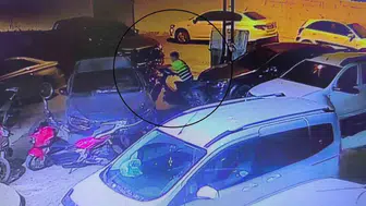 Hatay'da depremzede Salih'in motosikletini çalan çocuk hırsızlar kamerada Önce pusu, sonra çal!
