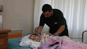 Şefliği bıraktı, annesinin nefesi oldu