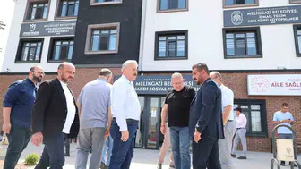 Kıranardı'ya sağlık, kütüphane ve kafe bir arada