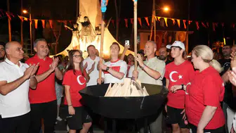 Alanya’da 30 Ağustos coşkusu: Gülşen sahne aldı, binler tek yürek oldu