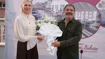 Bilecik'te edebiyat rüzgarı: Ahmet Ümit'in katılımıyla yeni durak açıldı