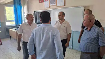 Sarıgöl'de müdürler okulları gezdi, yeni dönem hazırlıklarını yerinde gördü