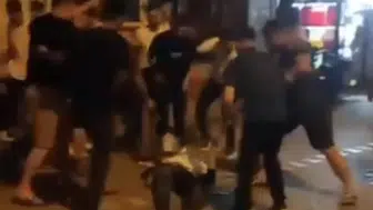 Bursa'da kadına şiddet olayı mahalleliyi sokağa döktü
